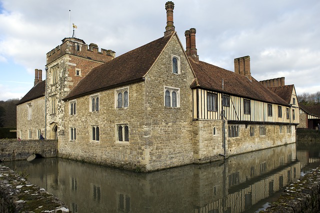 Contact Looksy Inventories Ightham Mote